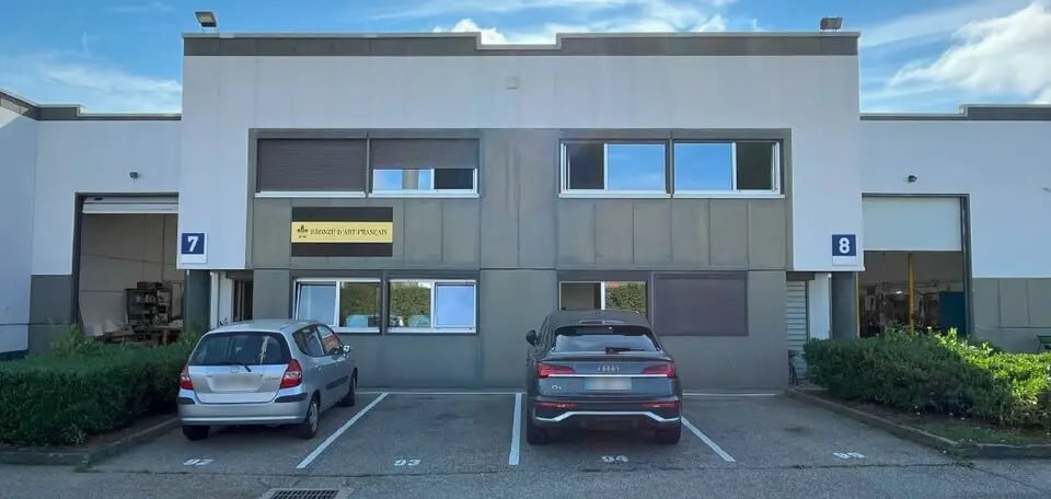 58 Avenue Des Bruyères, Décines-Charpieu to rent Building Photo- Image 1 of 39