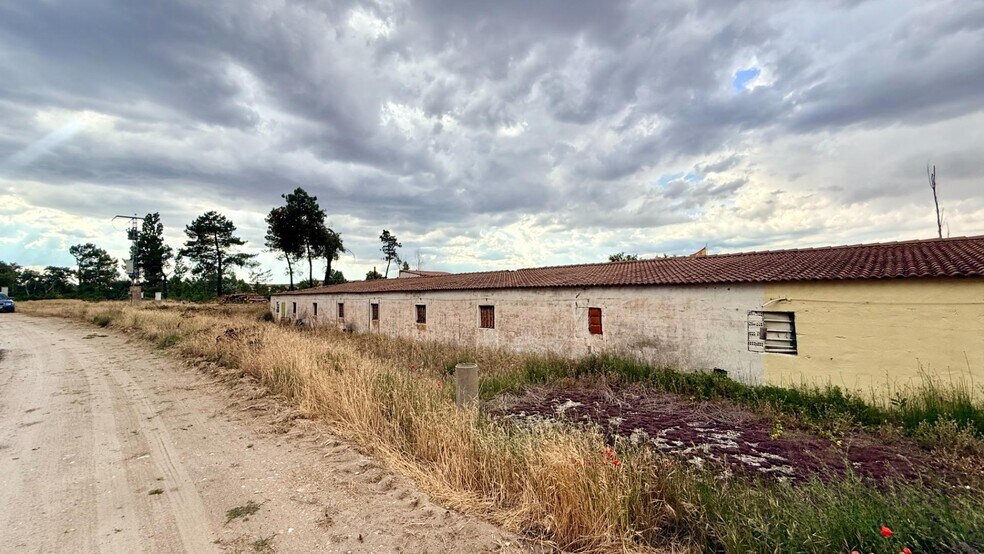 Industrial in Cuéllar, Segovia for sale - Building Photo - Image 3 of 5
