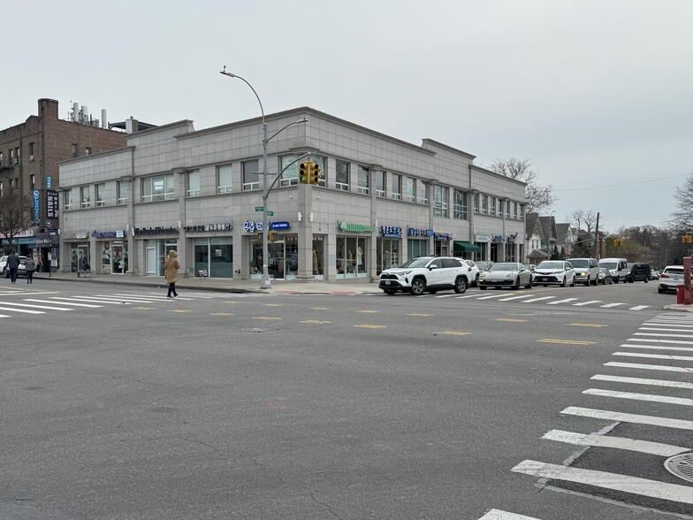 15408 Northern Blvd, Flushing, NY for sale - Building Photo - Image 1 of 1