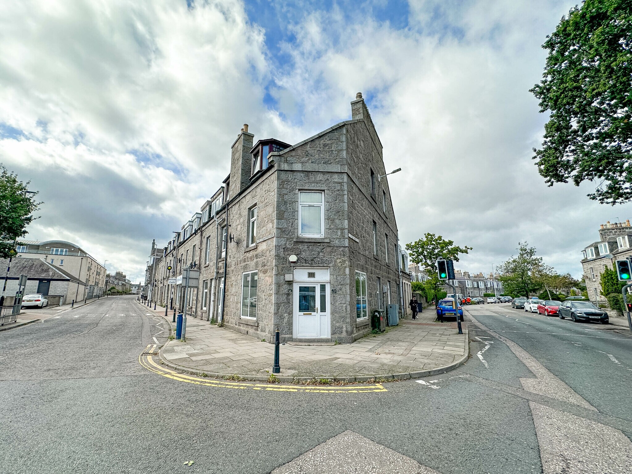 1 Holburn Rd, Aberdeen for sale Building Photo- Image 1 of 12