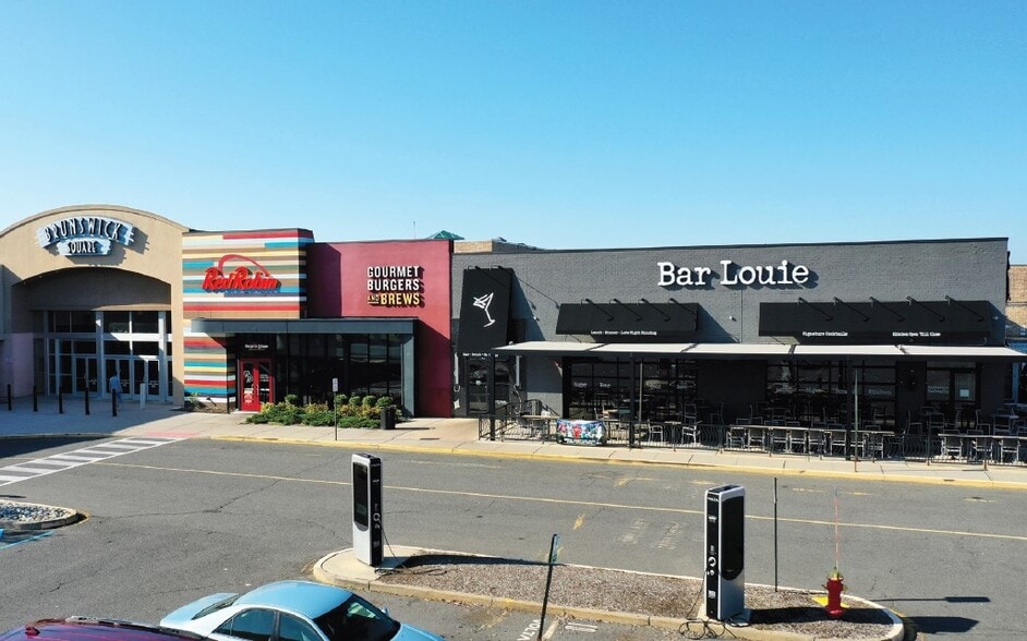 755 State Route 18, East Brunswick, NJ to rent - Building Photo - Image 2 of 8