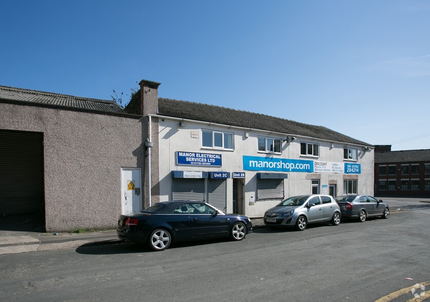 2 Paxton St, Stoke On Trent to rent - Building Photo - Image 3 of 7