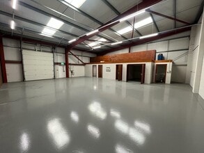 25 Clydesmill Rd, Glasgow to rent Interior Photo- Image 1 of 4