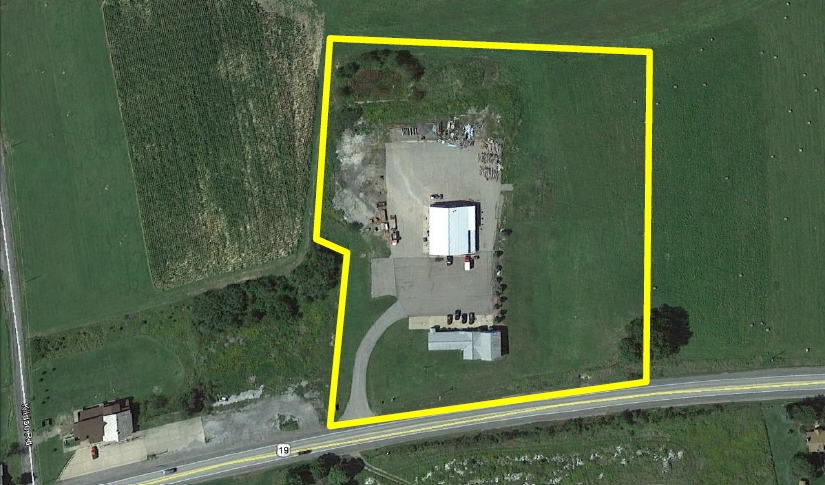 1612 Perry Hwy, Portersville, PA for sale - Primary Photo - Image 1 of 1