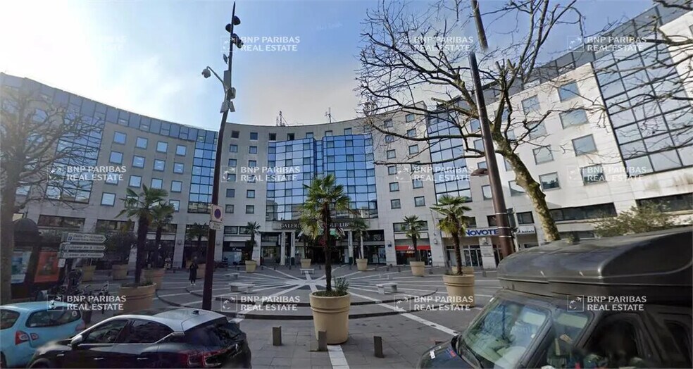 Office in Charenton-le-Pont to rent - Building Photo - Image 2 of 2