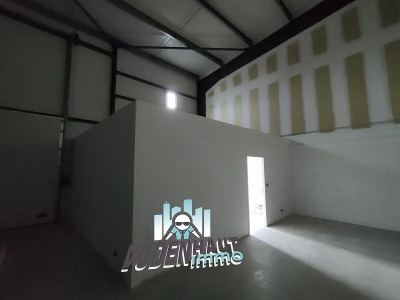 Light Industrial in Lespinasse to rent Building Photo- Image 1 of 19