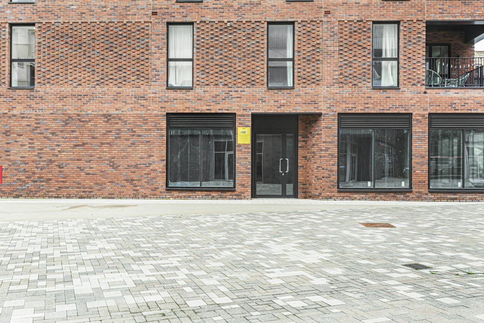 12 Tandy Pl, London to rent Building Photo- Image 1 of 6