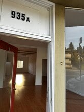 935 Sir Francis Drake Blvd, Greenbrae, CA for rent Building Photo- Image 2 of 4