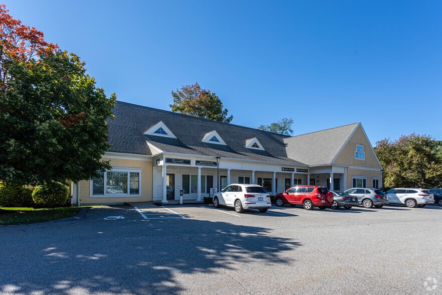 96 W Main St, Northborough, MA for rent - Primary Photo - Image 1 of 4