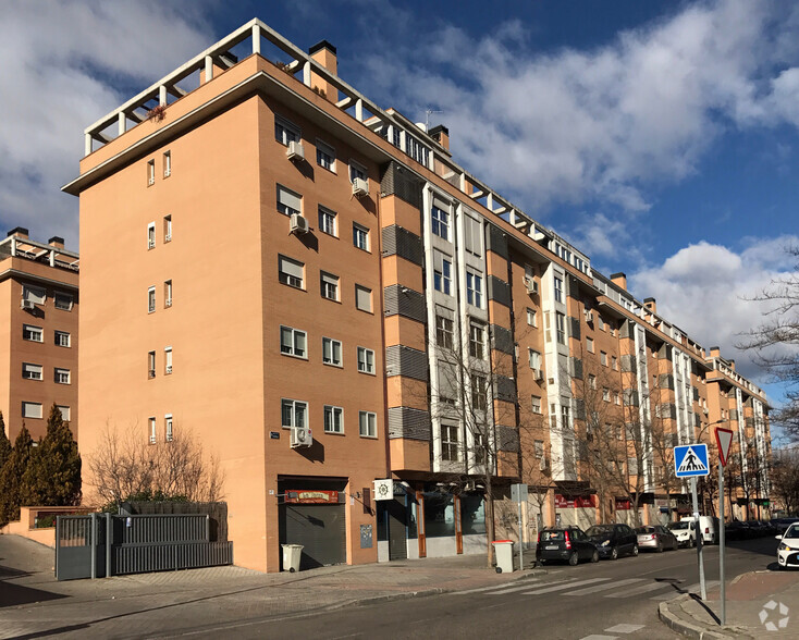 Calle Dobla, 2, Madrid, Madrid for sale - Building Photo - Image 2 of 2