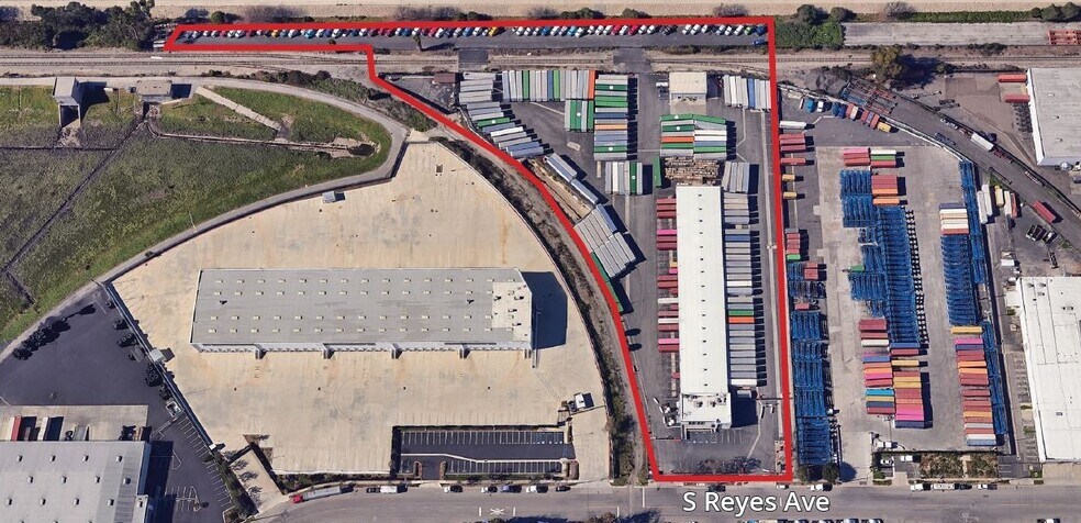 19021 S Reyes Ave, Compton, CA to rent - Primary Photo - Image 1 of 3