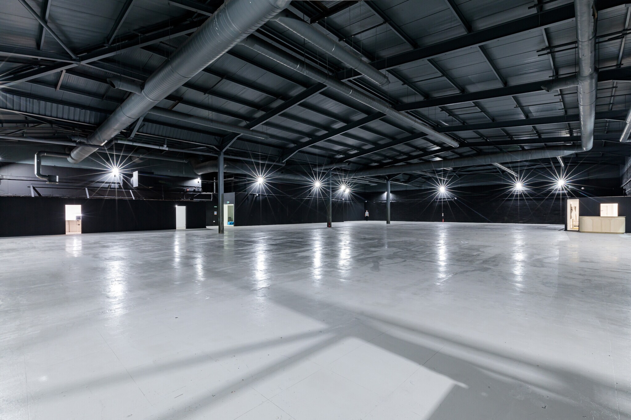 416 Ealing Rd, Wembley for sale Interior Photo- Image 1 of 1