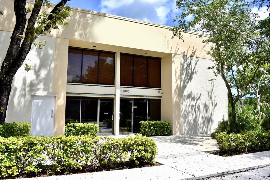 12000-12163 SW 132nd Ct, Miami, FL for sale - Building Photo - Image 1 of 53