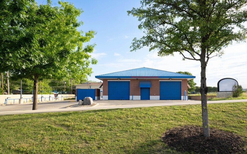 1918 S 31st St, Temple, TX for rent - Building Photo - Image 1 of 1