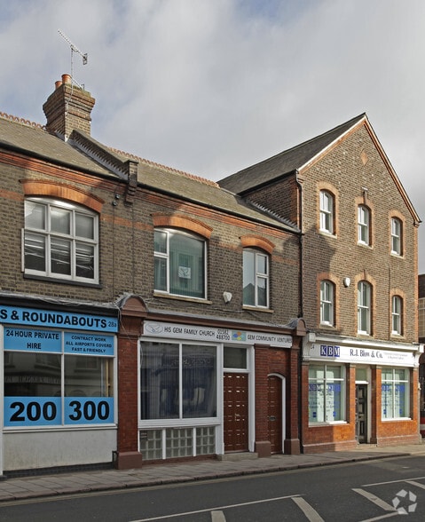 26 Guildford St, Luton for sale - Building Photo - Image 1 of 1