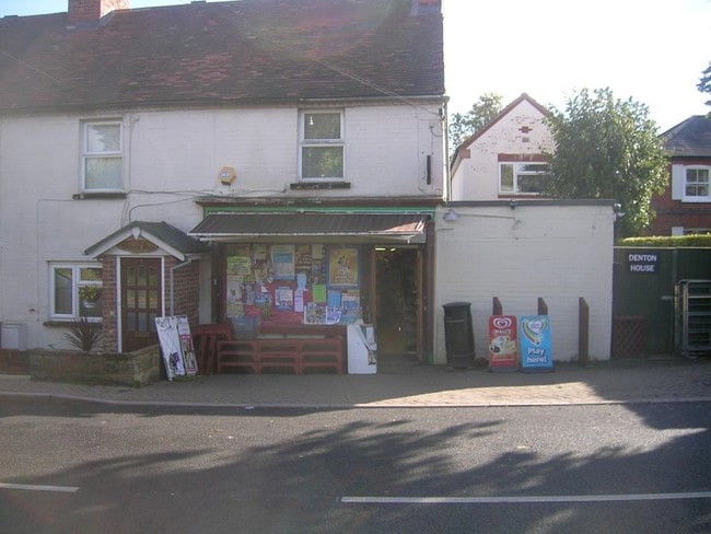 More details for Terrace Road North, Bracknell - Retail for Sale
