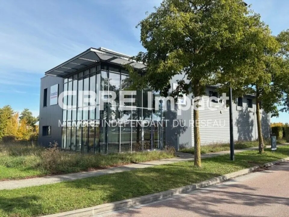 Location Local d'activités 661 m² - Photo 1