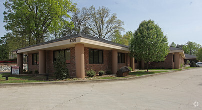 4270 Piedmont Pky, Greensboro, NC for rent Building Photo- Image 1 of 24