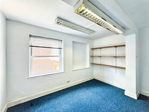 35 Carlton Cres, Southampton to rent Interior Photo- Image 2 of 2