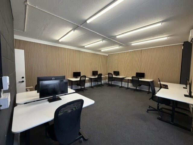 A9-A10 Medway City Centre, Rochester to rent Interior Photo- Image 1 of 8