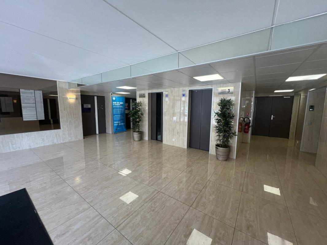 1 Voie Felix Eboue, Créteil for sale Lobby- Image 1 of 11