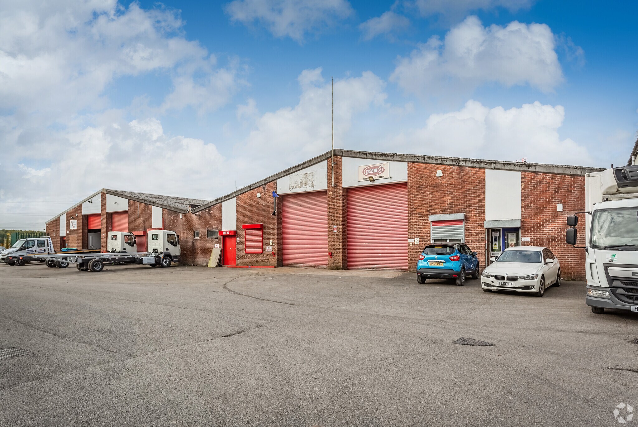 Lyon Rd, Bolton for sale Primary Photo- Image 1 of 1