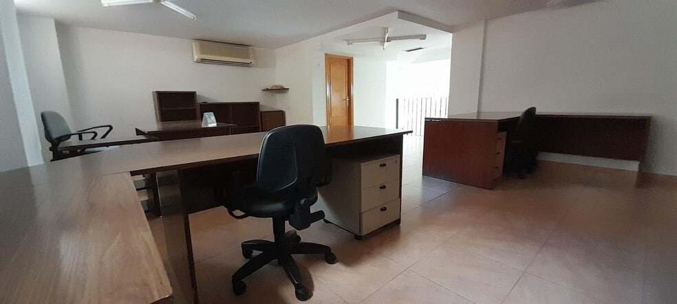 Retail in Córdoba, Córdoba to rent - Interior Photo - Image 1 of 29