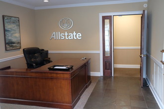 1313 Alford Ave, Birmingham, AL for rent Interior Photo- Image 1 of 7