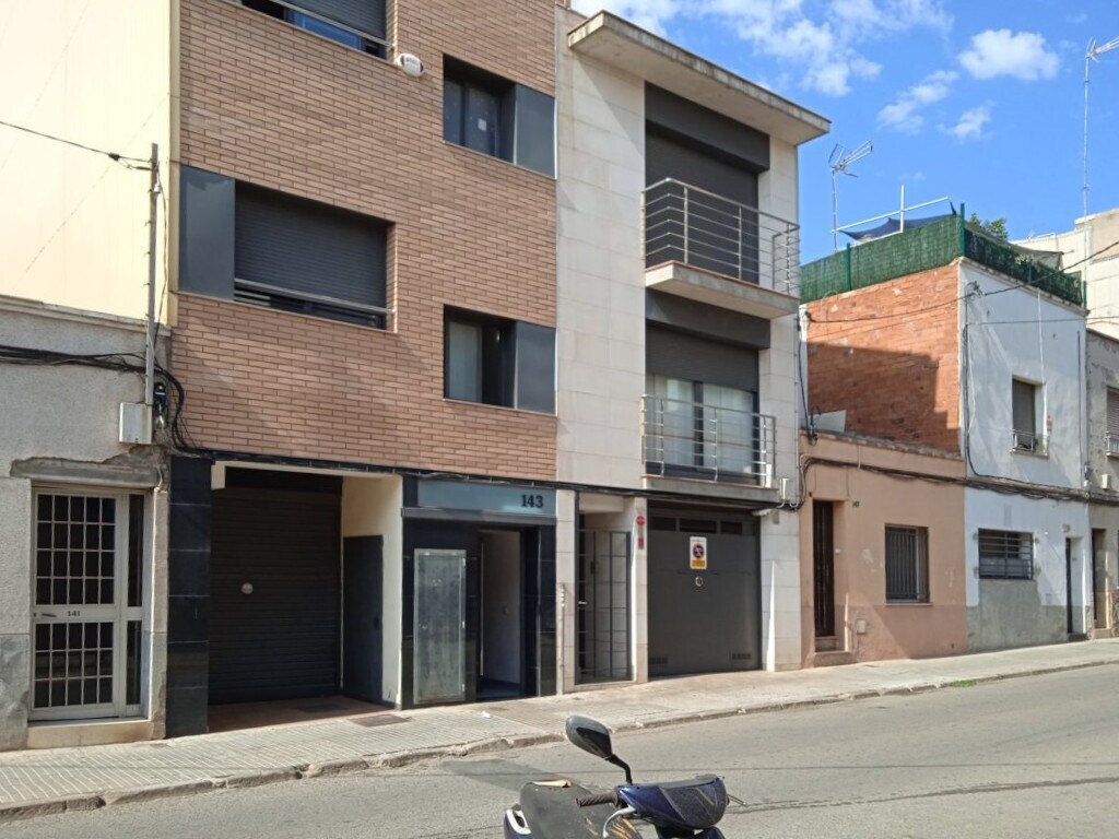 Build-to-Rent in Terrassa, Barcelona for sale Primary Photo- Image 1 of 2