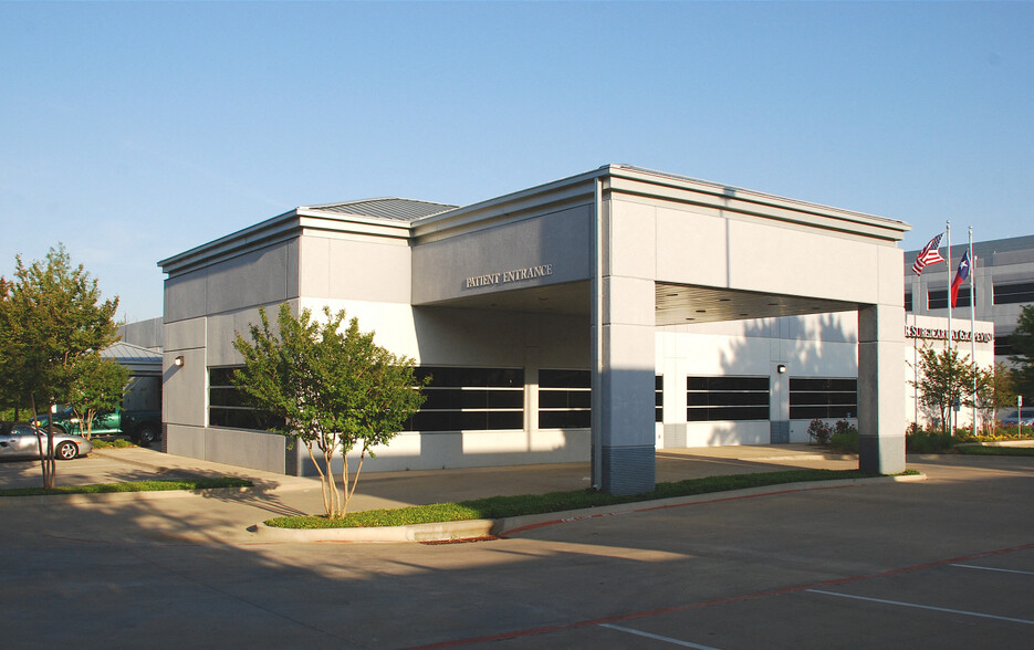 2040 W State Hwy 114, Grapevine, TX for rent - Building Photo - Image 2 of 8