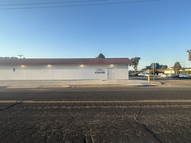 911 E Chestnut Ave, Lompoc, CA for rent - Building Photo - Image 1 of 12