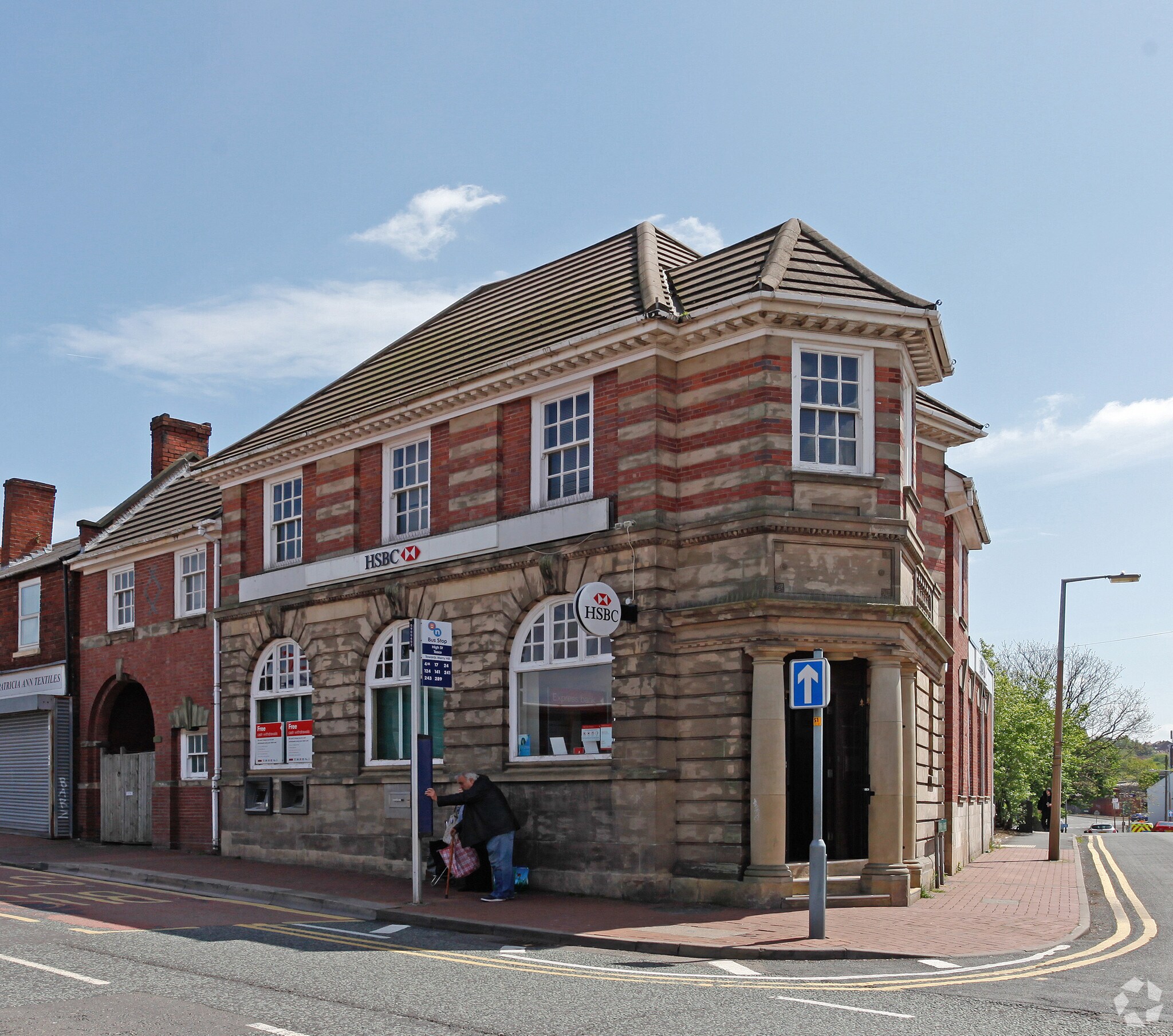 28 High St, Cradley Heath for sale Primary Photo- Image 1 of 1