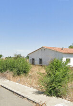 Calle Montes de León, 63 (U), Illescas, Toledo for sale Primary Photo- Image 1 of 3