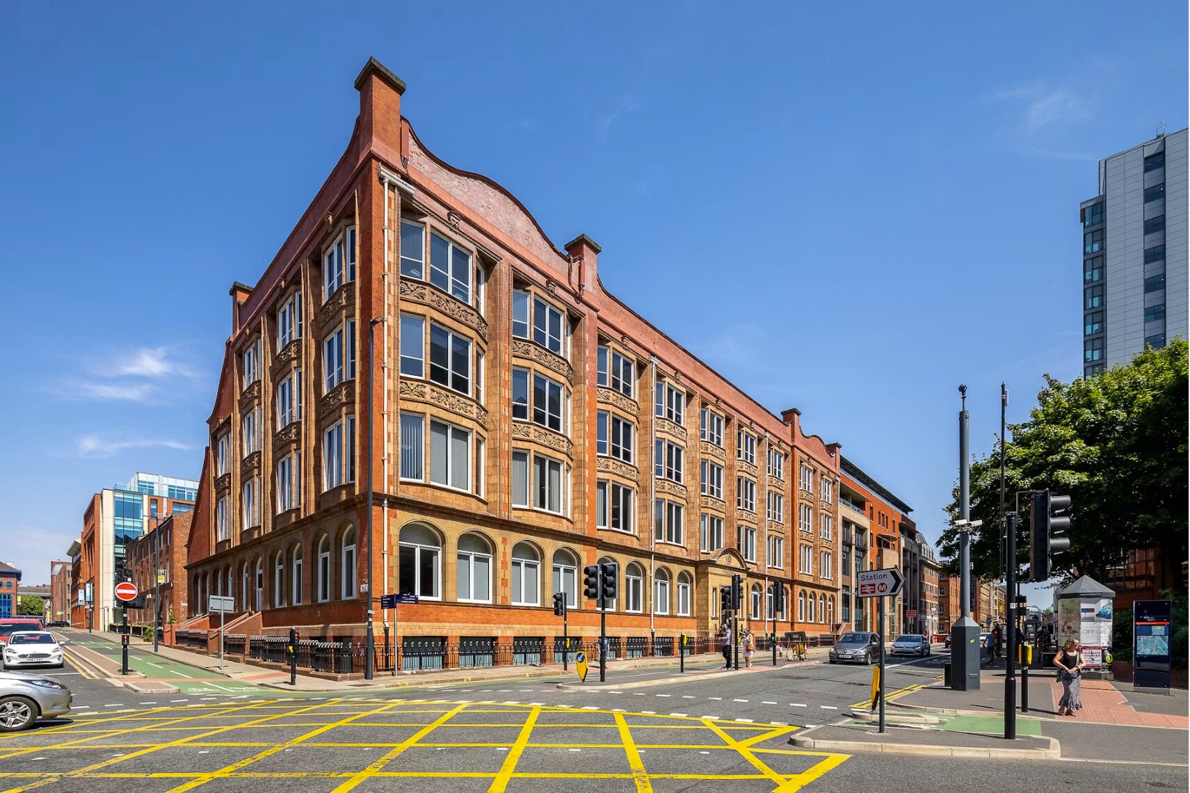 78 Wellington St, Leeds to rent Building Photo- Image 1 of 4