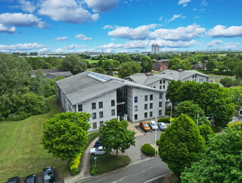 Coxwold Way, Billingham to rent - Aerial - Image 1 of 22