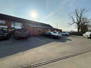 Unit 1-9 Alsager Rd, Sandbach to rent Building Photo- Image 2 of 8