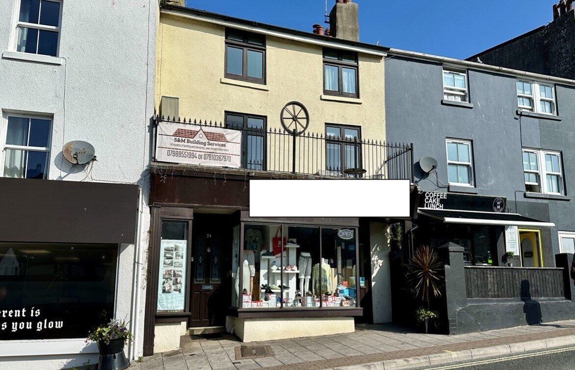 34 Middle St, Brixham to rent Building Photo- Image 1 of 3