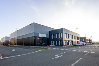 More details for 51 Rue Du Commandant Rolland, Le Bourget - Light Industrial to Rent