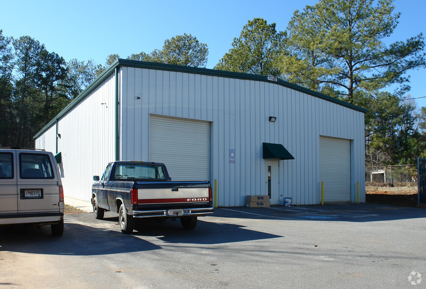 4590 S Berkeley Lake Rd, Berkeley Lake, GA for rent - Building Photo - Image 2 of 4