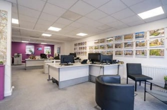 599-601 Wakefield Rd, Huddersfield to rent Interior Photo- Image 2 of 4