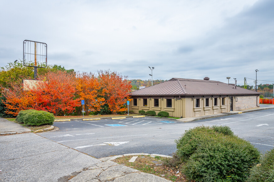 1505 W Walnut Ave, Dalton, GA for sale - Building Photo - Image 3 of 10