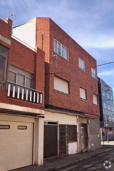 Avenida Calle de San Fernando, 35, Quintanar de la Orden, Toledo for sale - Primary Photo - Image 1 of 2