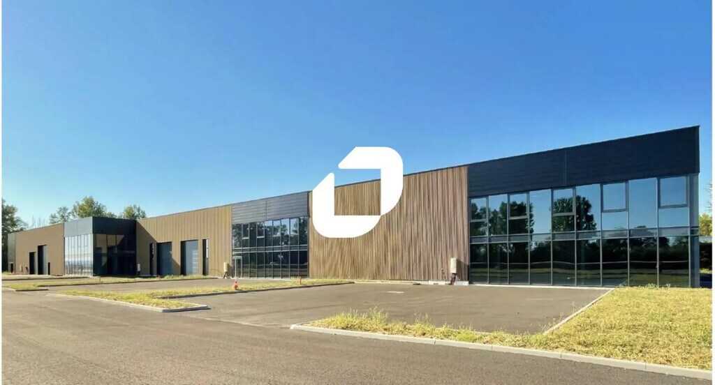 Location Local d'activités 871 m² à 1 827 m² - Photo 1