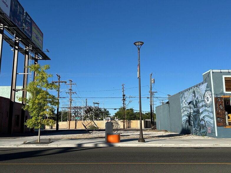 1338 S Virginia St, Reno, NV for sale - Primary Photo - Image 2 of 8