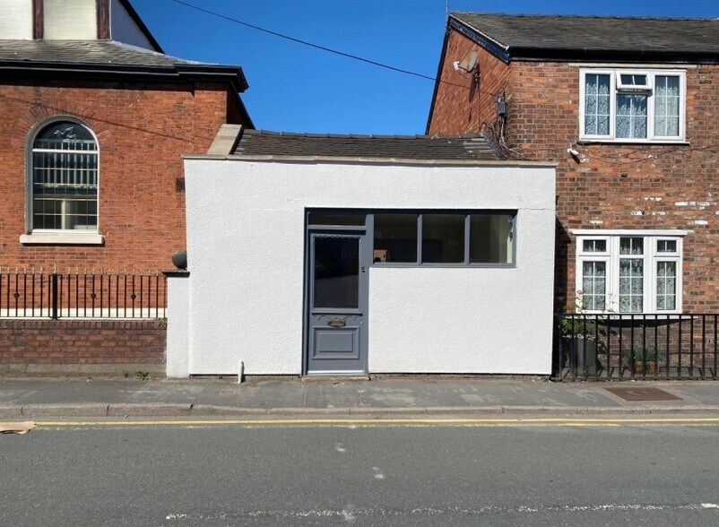 11 Bradwall Rd, Sandbach CW11 1GE UK