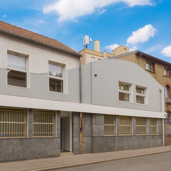 3 Rue Guy De Gouyon Du Verger, Arcueil for sale - Building Photo - Image 1 of 8
