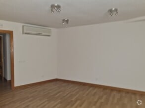 Office in Móstoles, Madrid for rent Interior Photo- Image 2 of 9