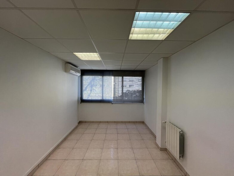 Office in Toulon for sale - Building Photo - Image 2 of 6