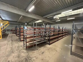 Light Industrial in Ivry-sur-Seine to rent Interior Photo- Image 2 of 2