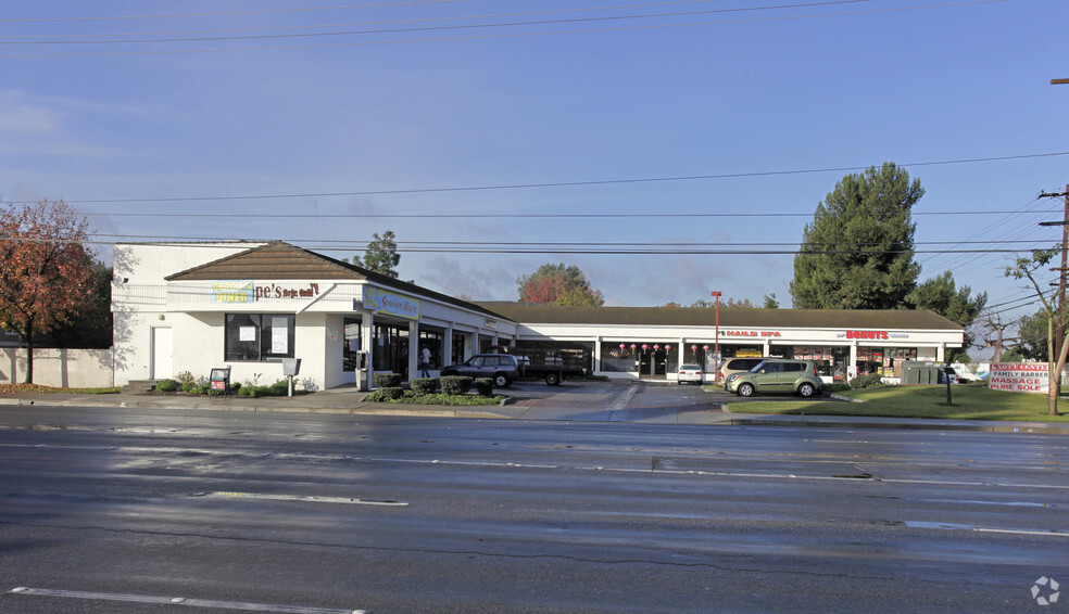 12513-12529 Knott St, Garden Grove, CA for rent - Primary Photo - Image 1 of 3